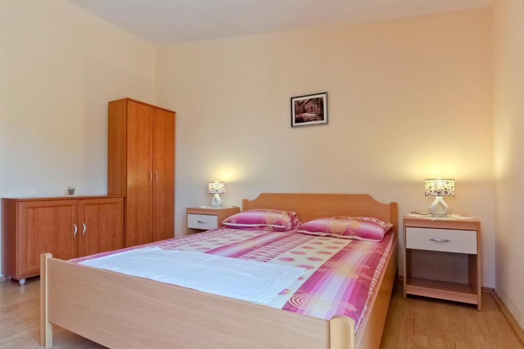 Apartments Jerkovic Stari Grad  Oda fotoğraf